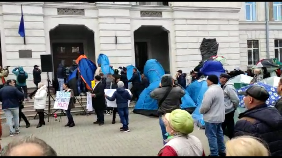 2_protest